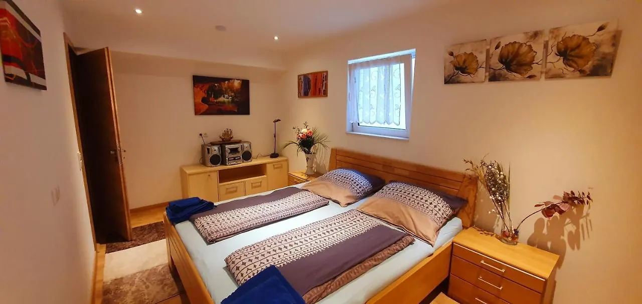 3 Z Moderne Wellnesswohnung - Sauna, Kamin, Parkplatze 65M2 Bis 6 Per Munich 0*,